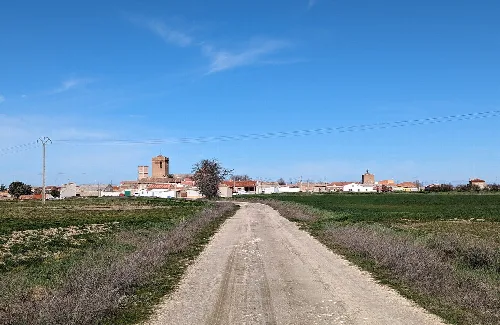 Vista de Fuente el Saúz (Ávila, España).